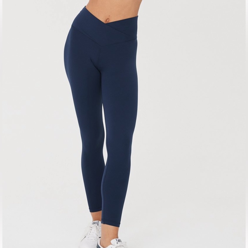 Aerie Offline High Waisted Crossover Leggings
